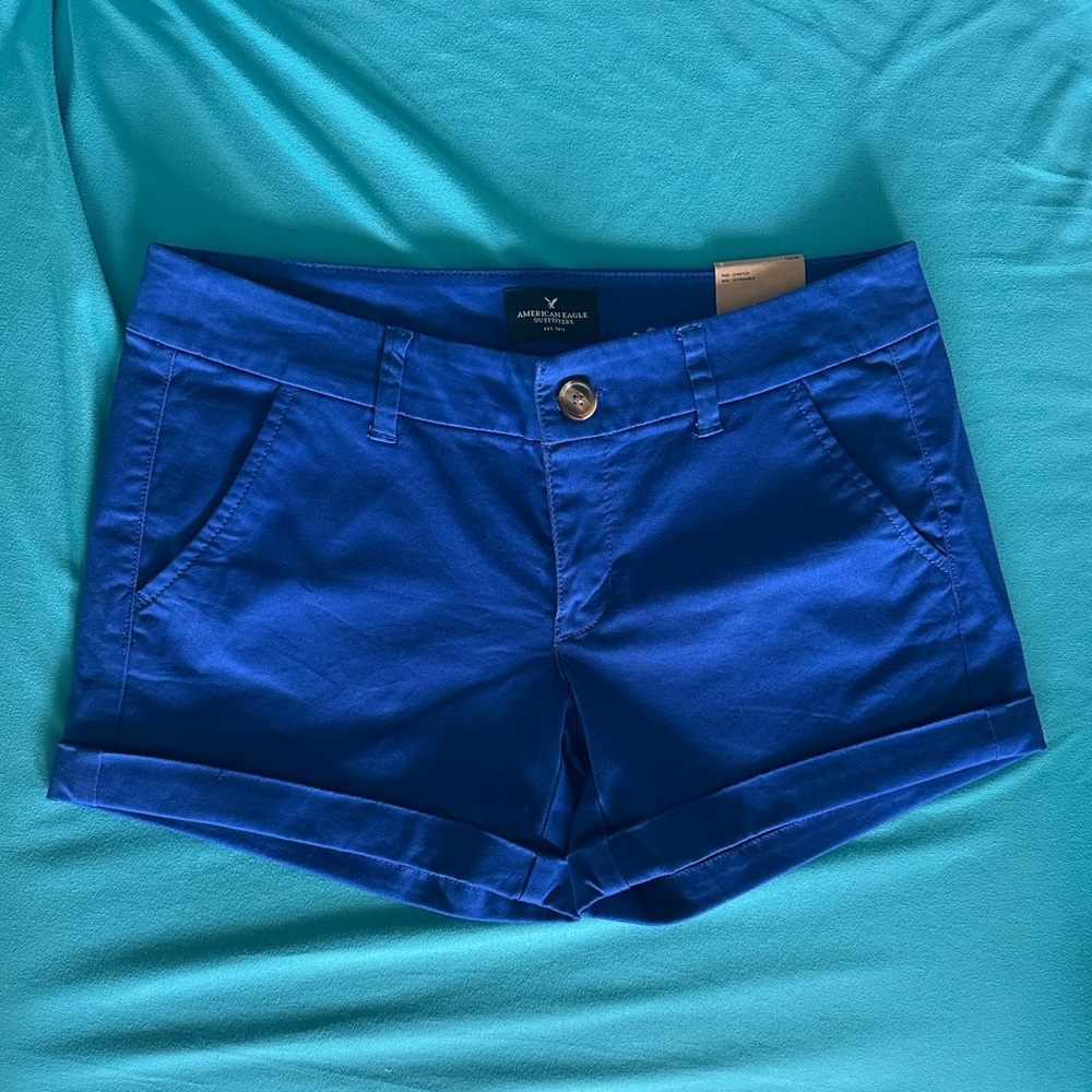 NWT American Eagle Outfitters Women's Stretch Royal Blue Midi Rise Shorts Size 6